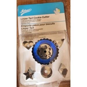 Linzer Tart Cookie Cutter 6 Interchangeable Center Designs Heart Star Flower